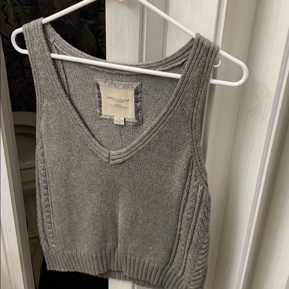 Sweater vest